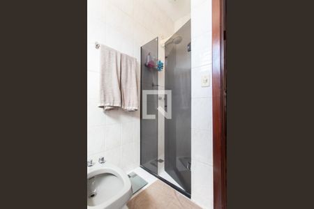 Casa à venda com 185m², 5 quartos e 3 vagasBanheiro da Suíte