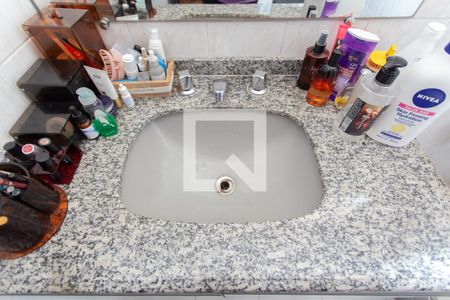 Casa à venda com 185m², 5 quartos e 3 vagasBanheiro da Suíte