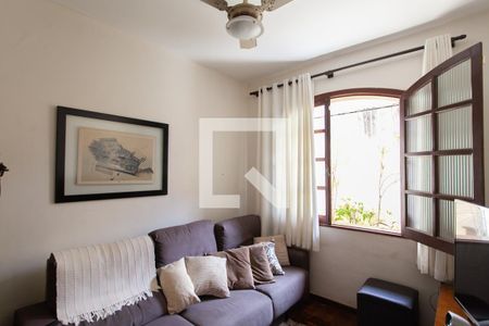 Casa à venda com 185m², 5 quartos e 3 vagasQuarto 2