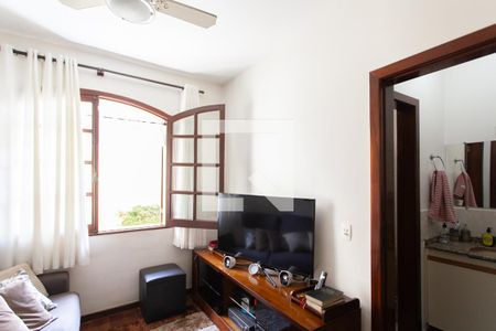 Casa à venda com 185m², 5 quartos e 3 vagasQuarto 2