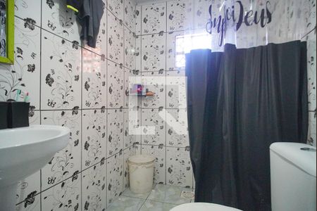 Casa à venda com 120m², 2 quartos e 1 vagaBanheiro 2