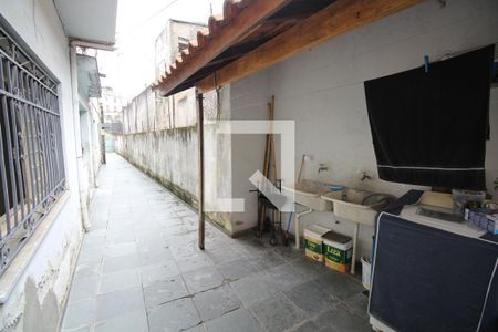Casa de condomínio para alugar com 50m², 2 quartos e sem vagaQuintal