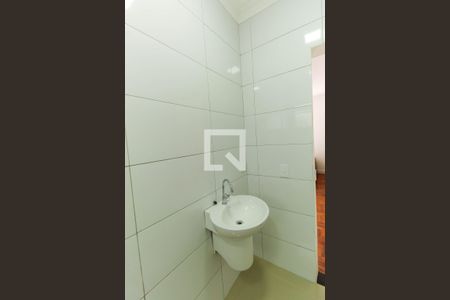 Banheiro de kitnet/studio para alugar com 1 quarto, 25m² em Brás, São Paulo