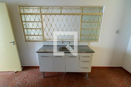 Casa para alugar com 97m², 3 quartos e 2 vagasCozinha
