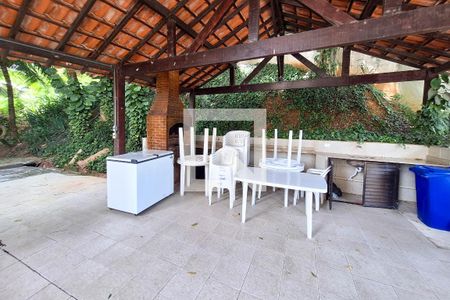 Apartamento para alugar com 80m², 2 quartos e 1 vagaÁrea comum - Churrasqueira