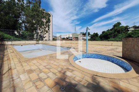 Apartamento para alugar com 80m², 2 quartos e 1 vagaÁrea comum - Piscina