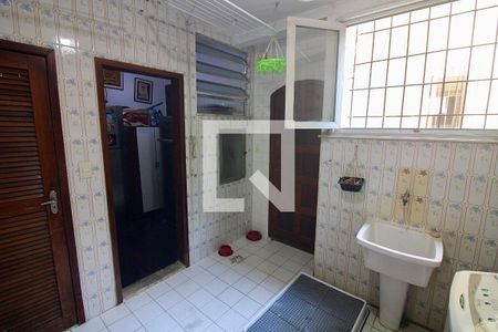 Apartamento à venda com 129m², 3 quartos e 2 vagasÁrea de Serviço