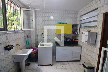 Apartamento à venda com 129m², 3 quartos e 2 vagasÁrea de Serviço