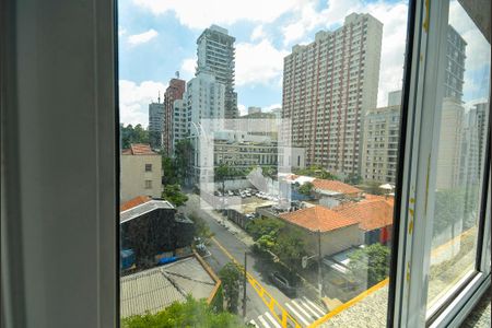 Vista da Sala de apartamento para alugar com 2 quartos, 85m² em Cerqueira César, São Paulo