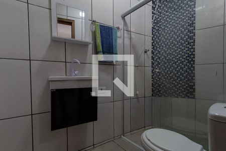 Banheiro de kitnet/studio para alugar com 1 quarto, 35m² em Jardim Zulmira, Sorocaba