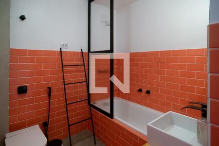 Banheiro Social de kitnet/studio à venda com 0 quarto, 34m² em Consolação, São Paulo