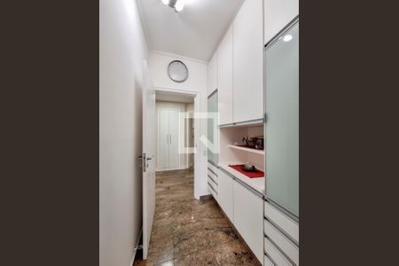 Apartamento à venda com 237m², 4 quartos e 3 vagas Apartamento à venda com 237m², 4 quartos e 3 vagasCozinha