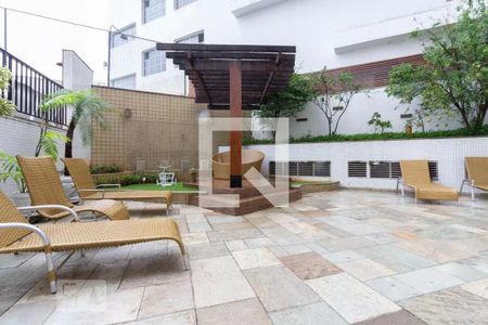 Apartamento à venda com 237m², 4 quartos e 3 vagas Apartamento à venda com 237m², 4 quartos e 3 vagasÁrea comum