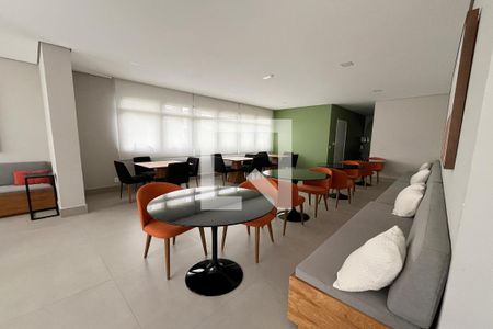 Apartamento à venda com 48m², 2 quartos e sem vagaÁrea comum - Salão de festas