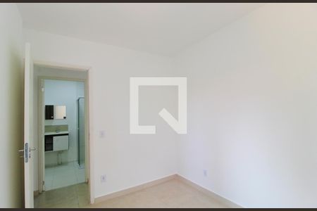 Quarto 2 de casa de condomínio para alugar com 2 quartos, 49m² em Chácara Rincão, Cotia