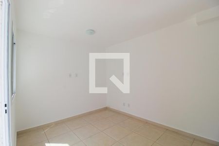 Sala de casa de condomínio para alugar com 2 quartos, 49m² em Chácara Rincão, Cotia