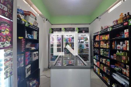 Apartamento à venda com 53m², 2 quartos e 1 vagaMercadinho