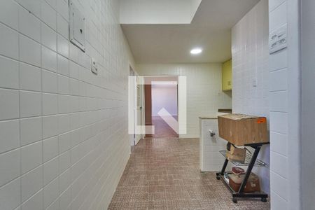 Apartamento à venda com 130m², 3 quartos e 1 vagaÁrea de Serviço