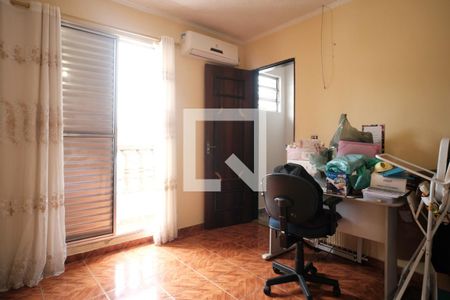 Casa à venda com 99m², 3 quartos e 1 vaga Casa à venda com 99m², 3 quartos e 1 vagaSuíte