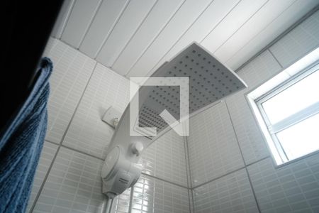 Casa à venda com 99m², 3 quartos e 1 vaga Casa à venda com 99m², 3 quartos e 1 vagaBanheiro