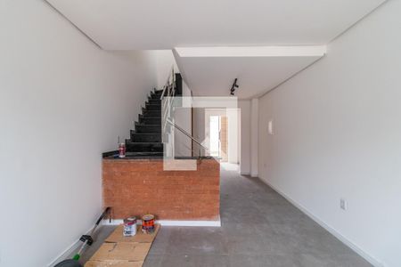 Sala de casa à venda com 2 quartos, 167m² em Hípica, Porto Alegre
