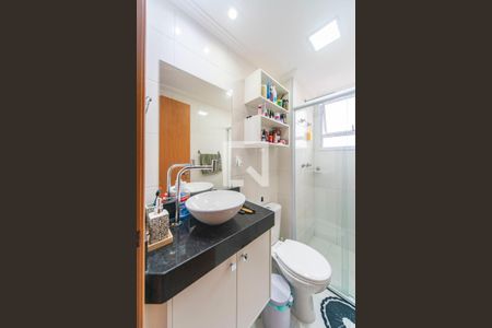 Banheiro  de apartamento à venda com 2 quartos, 45m² em Jardim Jamaica, Santo André