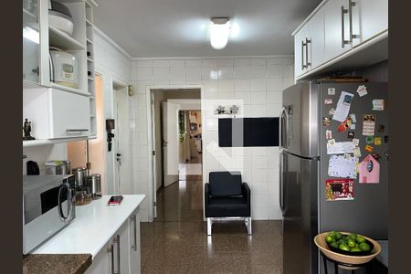 Apartamento à venda com 238m², 4 quartos e 4 vagasCozinha