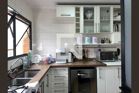 Apartamento à venda com 238m², 4 quartos e 4 vagasCozinha