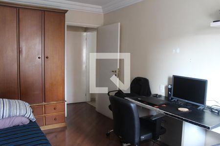 Quarto 1 de apartamento à venda com 4 quartos, 202m² em Perdizes, São Paulo