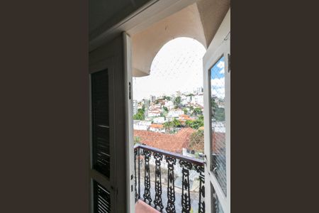 Quarto 1 de apartamento para alugar com 4 quartos, 160m² em Santa Lúcia, Belo Horizonte