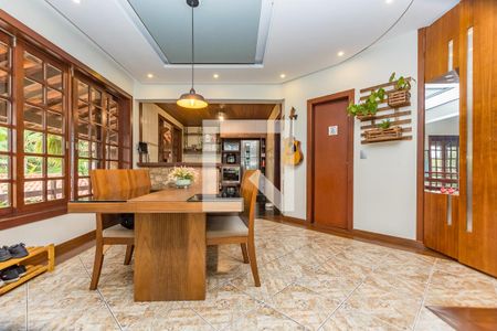 Sala 1 de casa à venda com 3 quartos, 274m² em Ouro Velho , Nova Lima