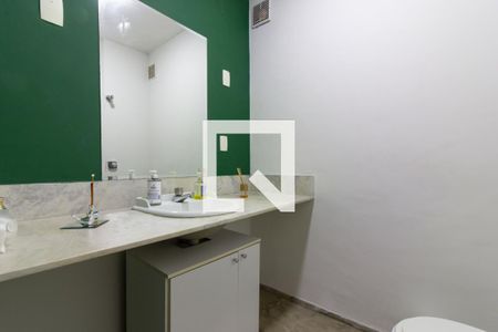 Casa à venda com 3 quartos, 398m² em Alto de Pinheiros, São Paulo