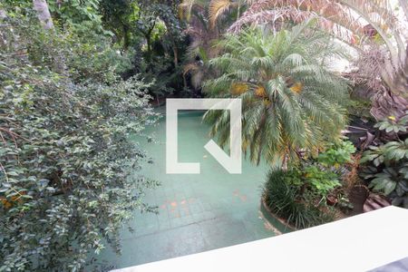 Casa à venda com 3 quartos, 398m² em Alto de Pinheiros, São Paulo