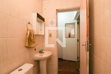 Casa à venda com 160m², 4 quartos e 2 vagasLavabo