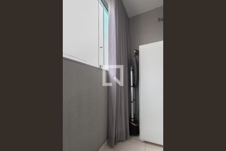 Varanda da Sala de apartamento para alugar com 2 quartos, 54m² em Santa Mônica, Belo Horizonte