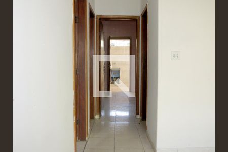 Sala de casa à venda com 2 quartos, 200m² em Jardim Monjolo, São Paulo