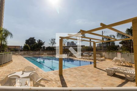 Apartamento à venda com 55m², 3 quartos e 1 vaga Apartamento à venda com 55m², 3 quartos e 1 vagaÁrea Comum - Piscina