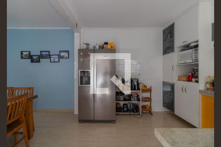 Cozinha  de casa à venda com 3 quartos, 180m² em Jardim Monte Kemel, São Paulo