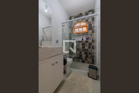 Banheiro de casa à venda com 3 quartos, 180m² em Jardim Monte Kemel, São Paulo
