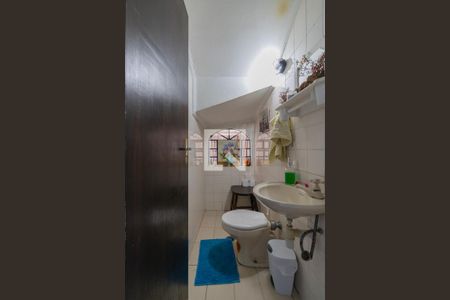 Banheiro de casa para alugar com 3 quartos, 180m² em Jardim Monte Kemel, São Paulo