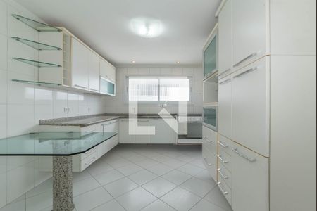 Apartamento à venda com 230m², 3 quartos e 2 vagasCozinha