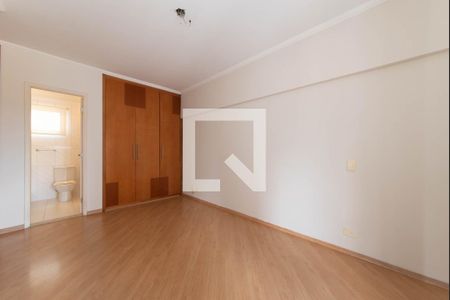 Apartamento à venda com 230m², 3 quartos e 2 vagasSuíte