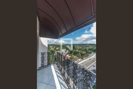 Apartamento à venda com 230m², 3 quartos e 2 vagasVaranda da Suíte