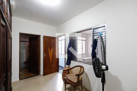 Casa à venda com 180m², 3 quartos e 2 vagasSuíte 2