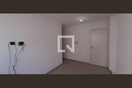 Sala de apartamento para alugar com 2 quartos, 42m² em Jardim Boa Vista (zona Oeste), Osasco