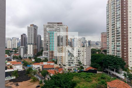 Sala - Vista de apartamento à venda com 2 quartos, 70m² em Jardim das Acácias, São Paulo