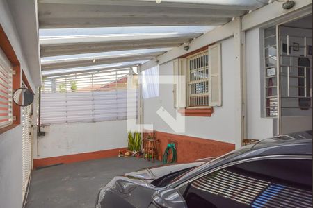 Casa à venda com 355m², 2 quartos e 2 vagas Casa à venda com 355m², 2 quartos e 2 vagasGaragem