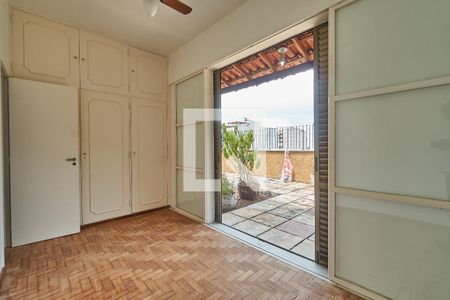 Apartamento à venda com 319m², 4 quartos e 1 vagaQuarto 2