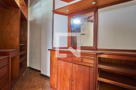 Apartamento à venda com 319m², 4 quartos e 1 vagaQuarto Suite Closet