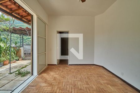 Apartamento à venda com 319m², 4 quartos e 1 vagaQuarto Suite